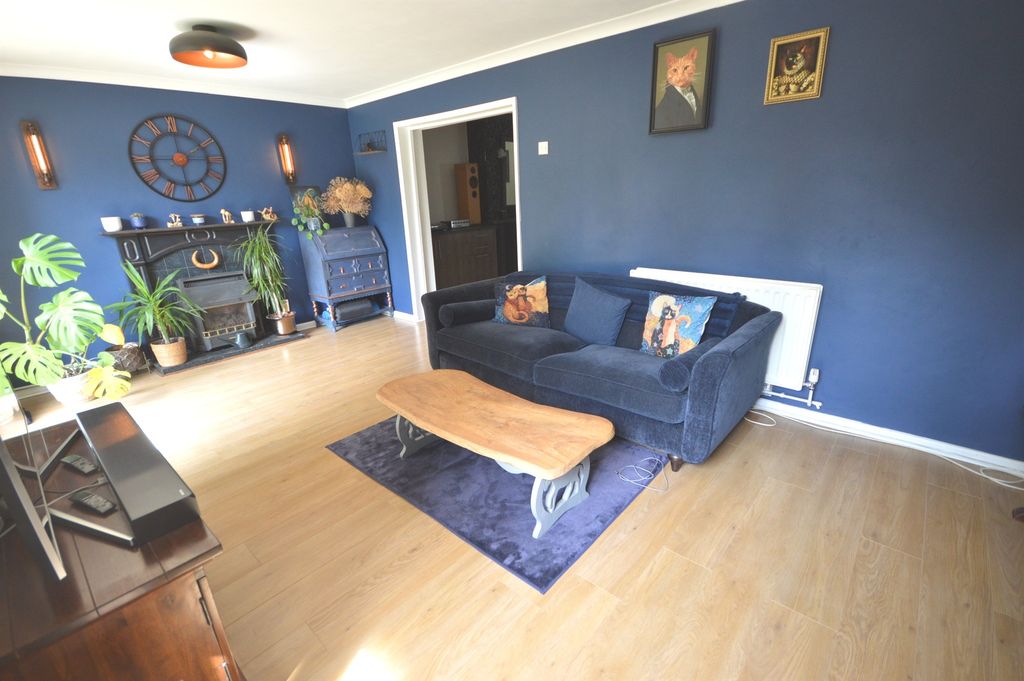 Additional image 5 of 3 bed semi-detached house for saleFairfield Road, Salisbury SP1