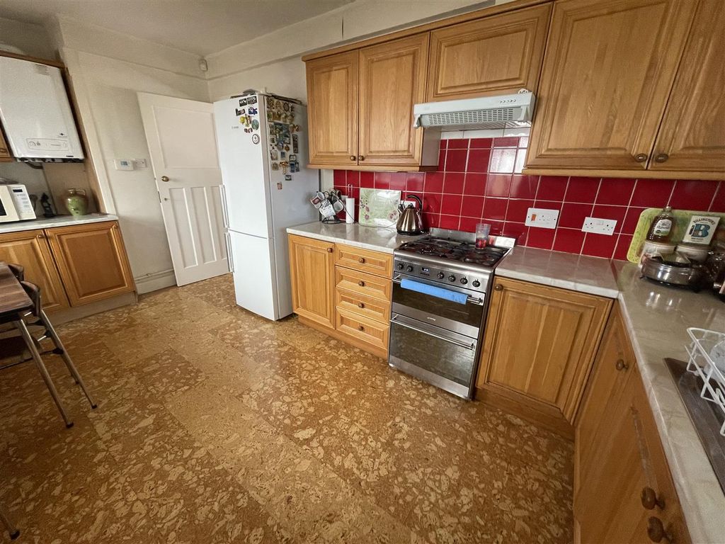 Additional image 7 of 3 bed detached house for saleDowns View Road, Swindon SN3