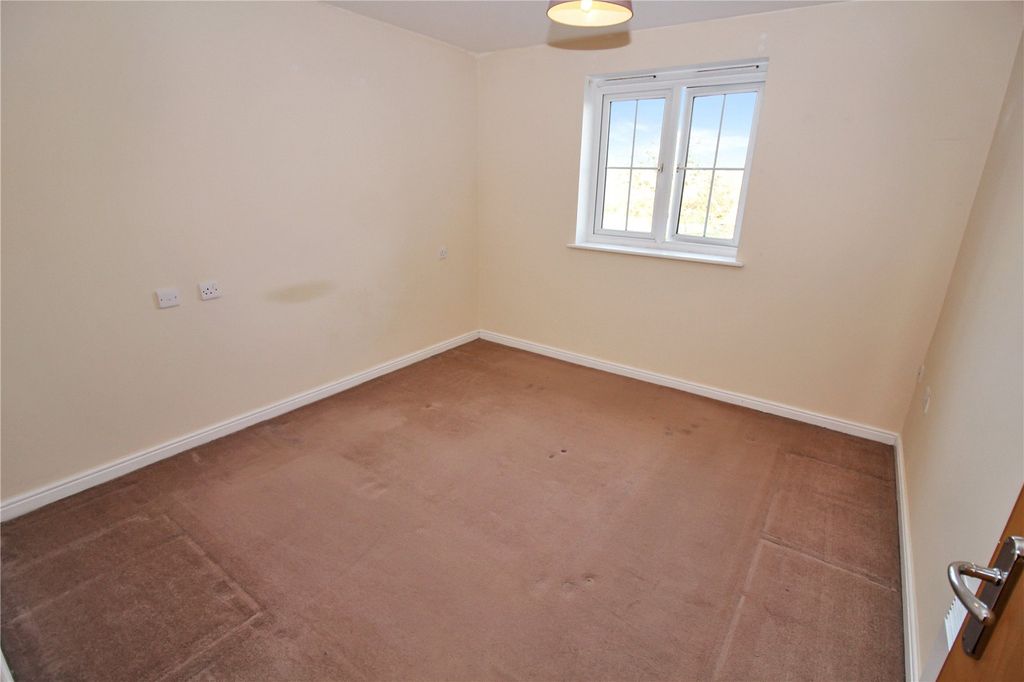 Additional image 6 of 2 bed flat for saleTorun Way, Swindon, Wiltshire SN25