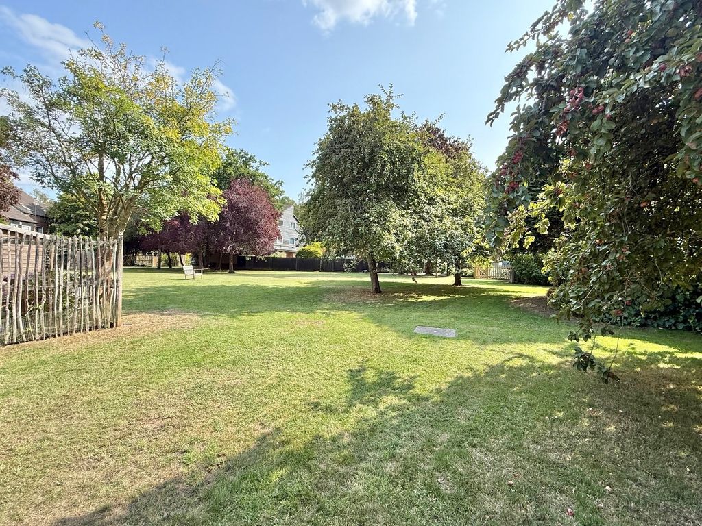 Additional image 8 of 1 bed flat for saleNorthcott, Bracknell RG12