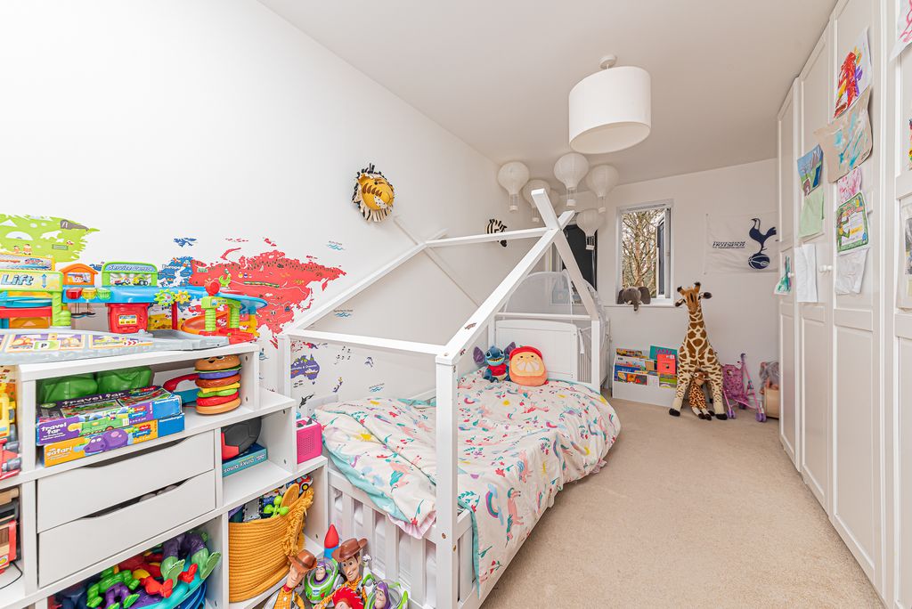 Additional image 7 of 2 bed flat for saleLondon Road, Ascot SL5