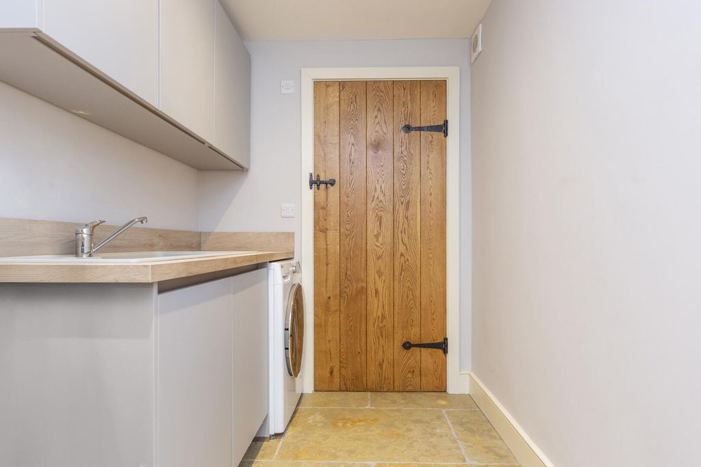 Additional image 7 of 2 bed property for saleSwallowcliffe, Salisbury SP3