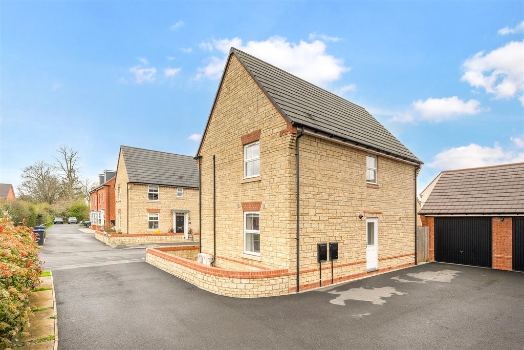 Additional image 22 of 3 bed detached house for saleChervil Avenue, Melksham SN12
