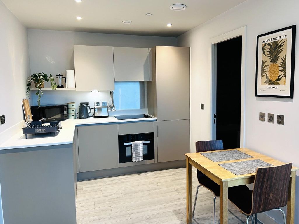 Additional image 5 of 1 bed flat for saleOne Thames Valley, Wokingham Road, Bracknell RG42