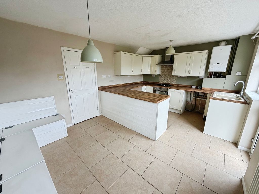 Additional image 7 of 3 bed semi-detached house for saleRocher Close, Westbury BA13
