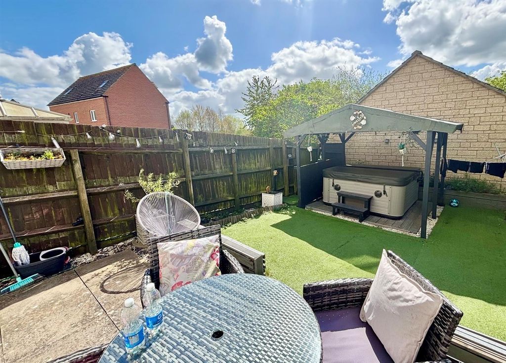 Additional image 6 of 3 bed semi-detached house for saleBarley Rise, West Ashton, Trowbridge BA14