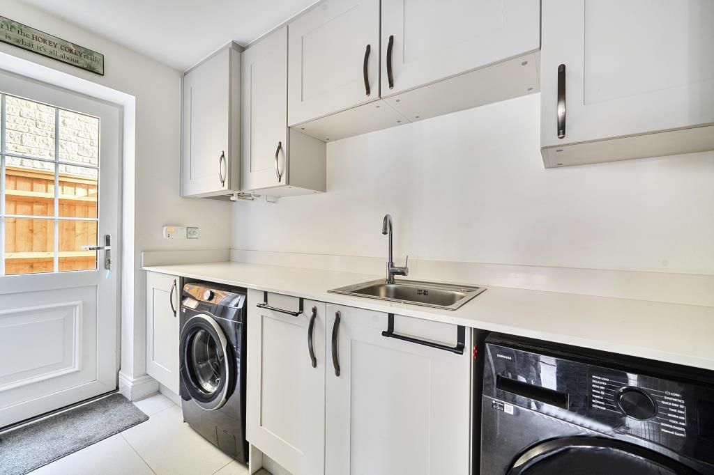 Additional image 9 of 5 bed detached house for saleAki Court, Blunsdon SN26