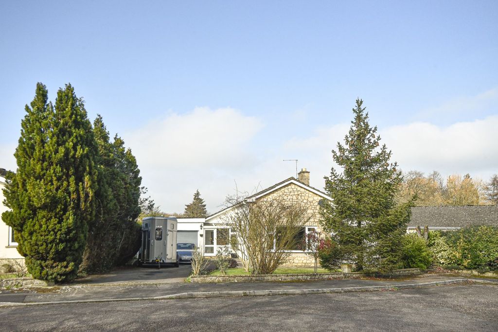 Additional image 24 of 4 bed detached bungalow for saleMoors Close - Kington Langley, Chippenham SN15