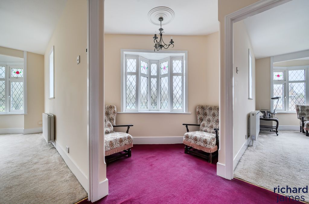 Additional image 6 of 3 bed detached house for saleMarlborough Road, Swindon SN3