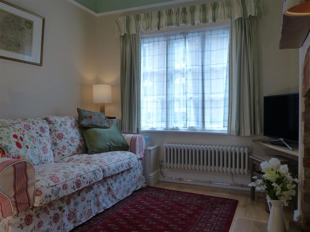 Additional image 12 of 1 bed terraced house for saleBridewell Street, Devizes SN10