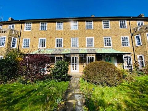 Flat, Highfield Lodge, Highfield Lane, Southampton SO17