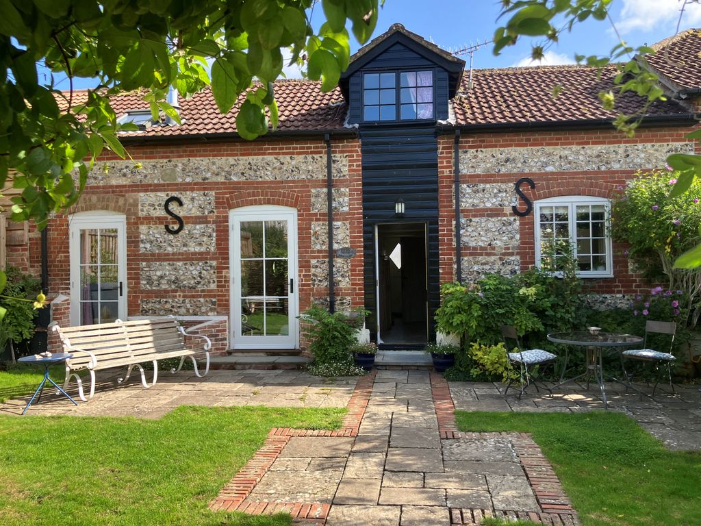 3 bed detached house for saleUpper Woodford, Salisbury SP4