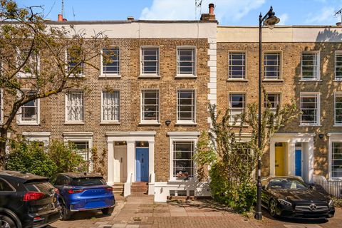 Waterloo Terrace, Islington N1