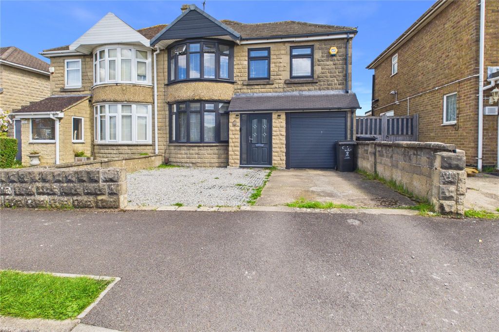 4 bed semi-detached house for saleSouthbrook Street Extension, Rodbourne Cheney, Swindon SN2