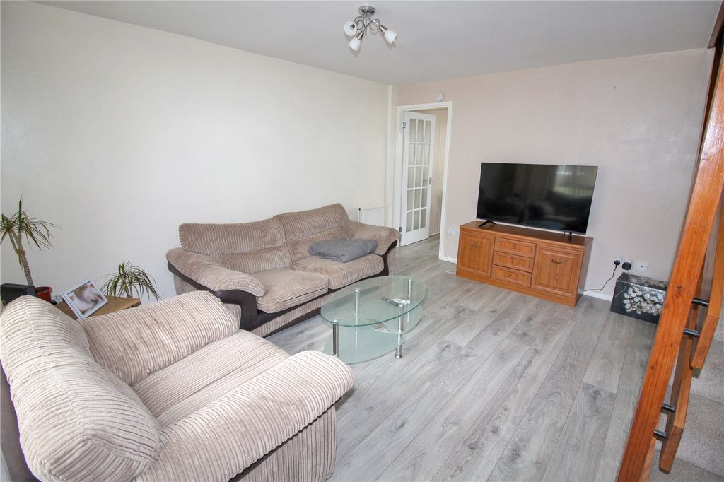 Additional image 7 of 2 bed terraced house for saleBriars Close, Royal Wootton Bassett, Swindon, Wiltshire SN4