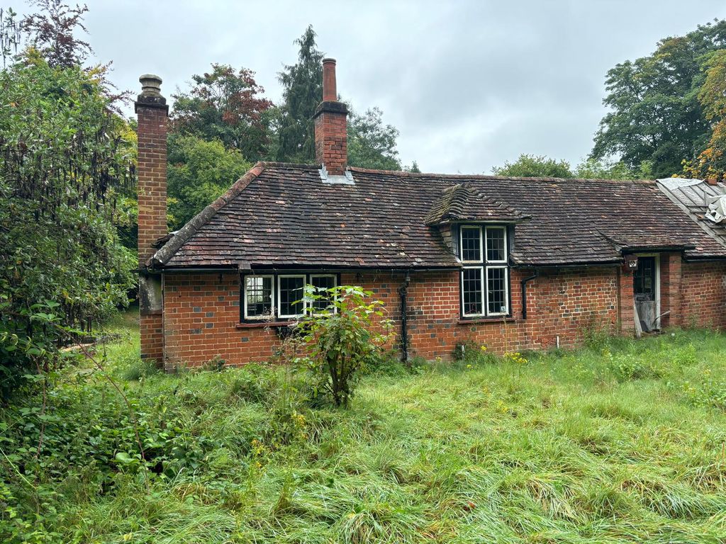 Additional image 2 of 4 bed detached bungalow for saleLovel Lane, Windsor SL4