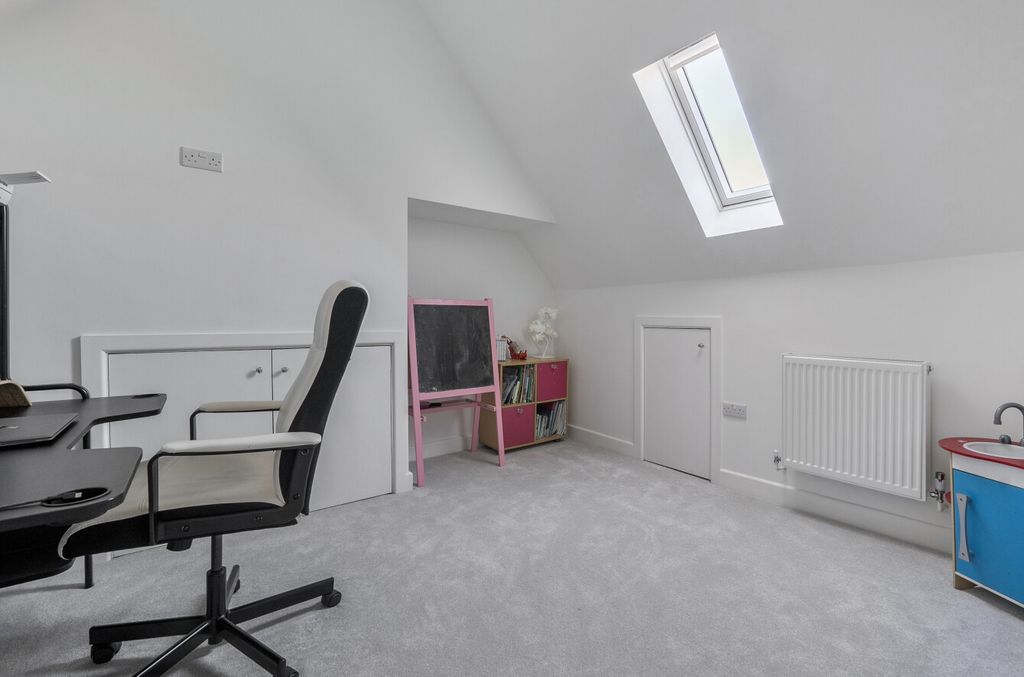 Additional image 13 of 5 bed detached house for saleOkus Road, Old Town, Swindon SN1
