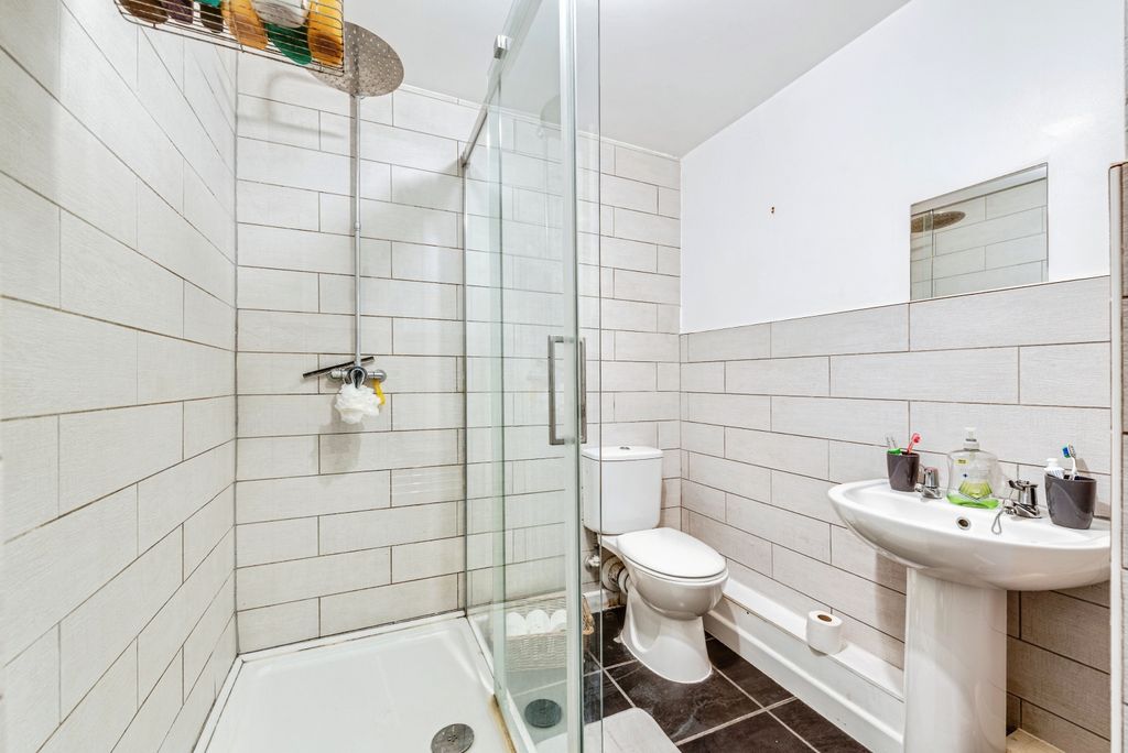 Additional image 4 of 2 bed flat for saleYersin Court, Swindon SN1
