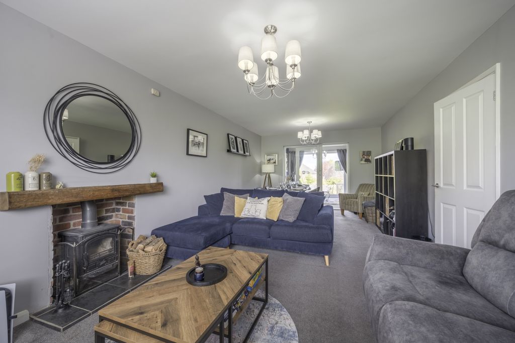 Additional image 8 of 4 bed detached house for saleParklands Road, Swindon SN3