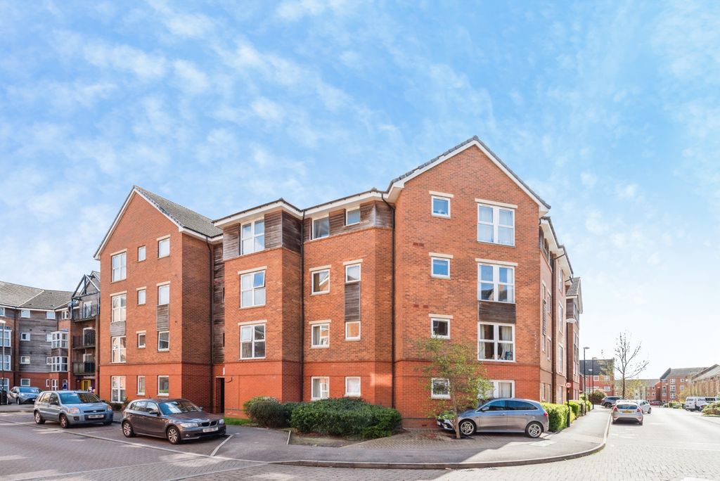 Additional image 16 of 2 bed flat for saleYersin Court, Swindon SN1