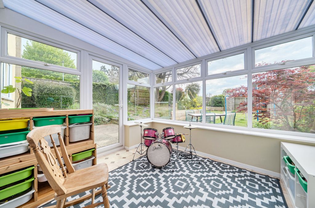Additional image 11 of 3 bed semi-detached house for saleSandringham Road, Swindon SN3