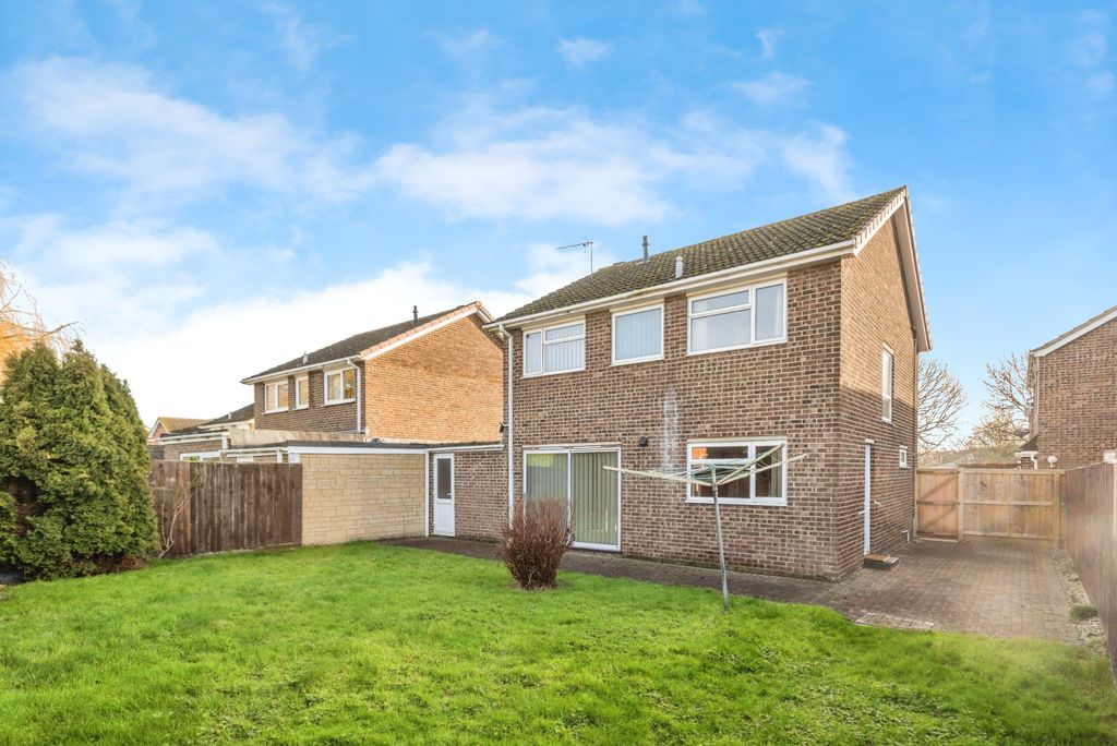 Additional image 4 of 4 bed detached house for saleVespasian Close - Coleview, Swindon SN3