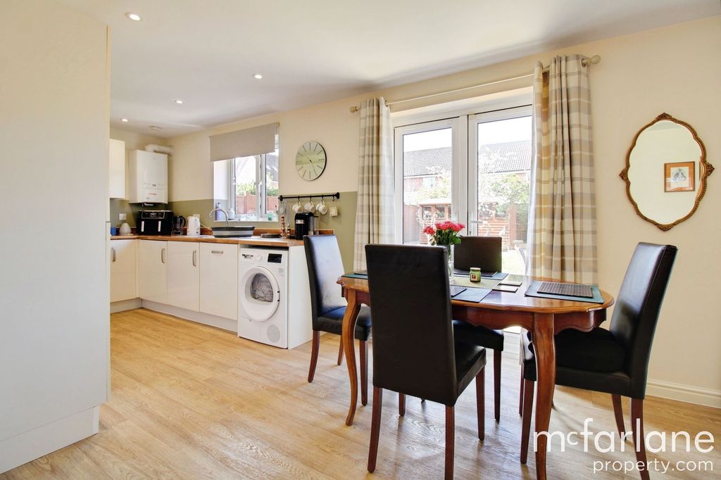 Additional image 8 of 5 bed detached house for salePolesdon Avenue, Coate SN3