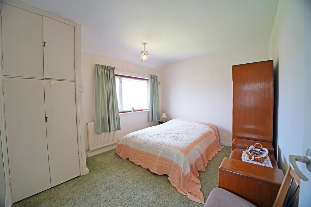 Additional image 9 of 3 bed semi-detached house for saleElmswood Close, Swindon SN2