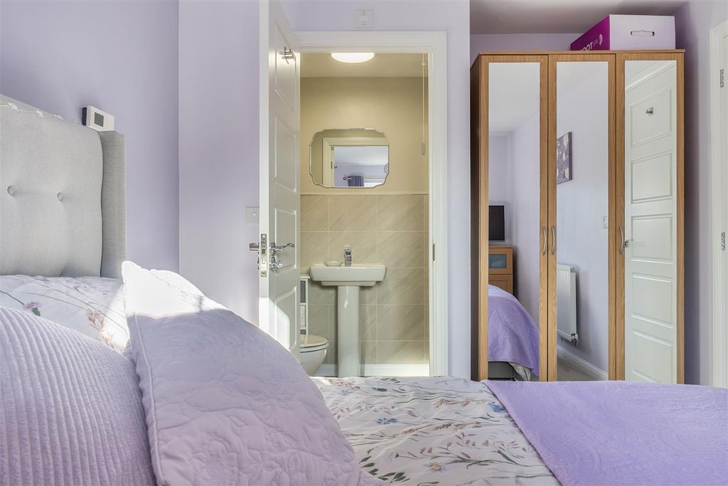 Additional image 13 of 3 bed end terrace house for saleWalnut Drive, Chippenham SN15