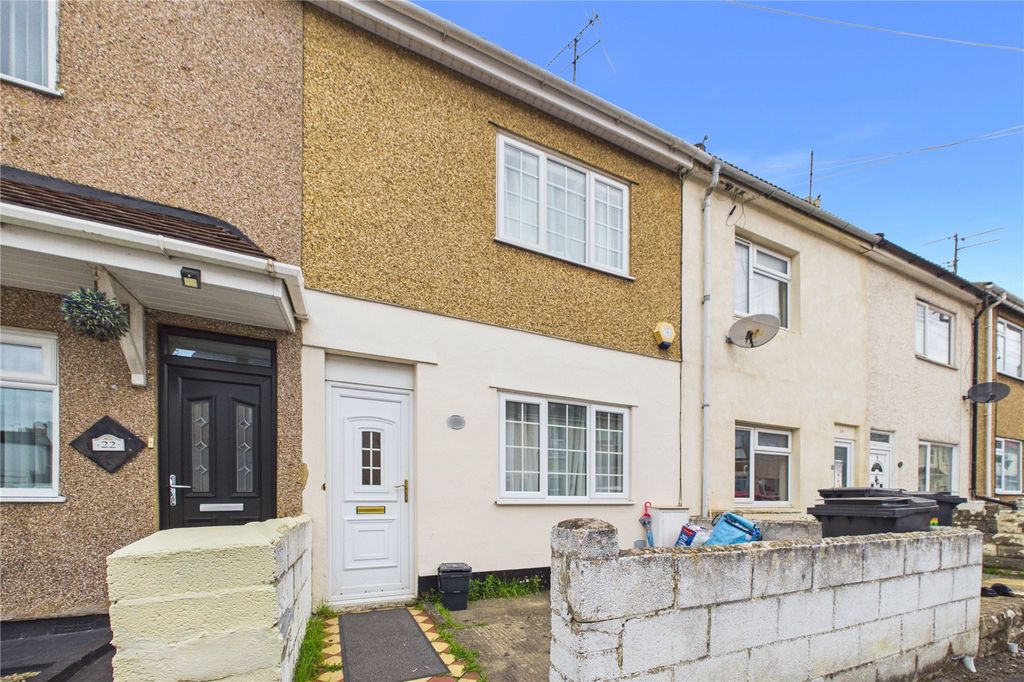 2 bed terraced house for salePoulton Street, Gorse Hill, Swindon SN2