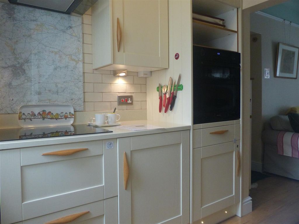 Additional image 13 of 1 bed terraced house for saleBridewell Street, Devizes SN10