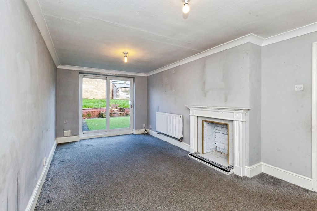 Additional image 6 of 3 bed end terrace house for saleCalfridus Way, Bracknell, Berkshire RG12