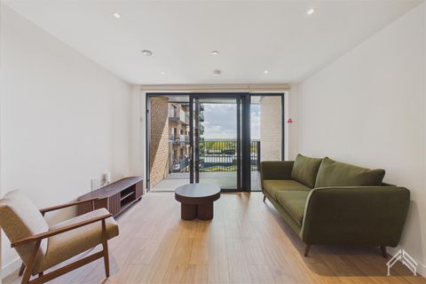 Manser House, London TW8