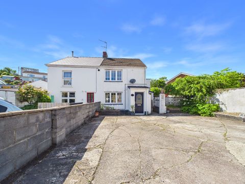Hebron Close, Clydach SA6
