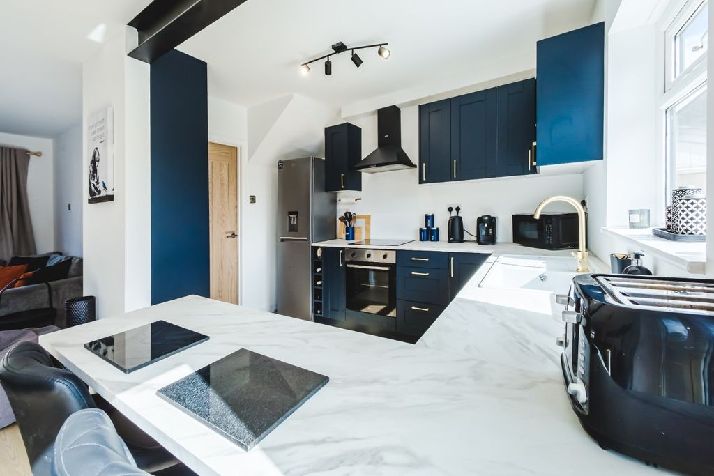 Additional image 4 of 3 bed terraced house for saleAshbury Avenue, Swindon, Wiltshire SN3