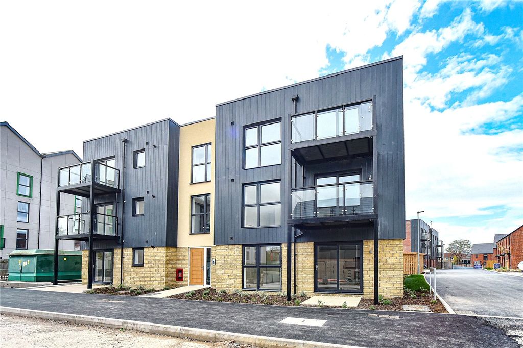 Additional image 2 of 2 bed flat for saleLangley Park, Foundry Lane, Chippenham, Wiltshire SN15