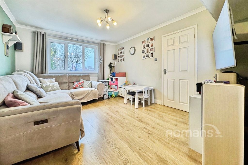 Additional image 5 of 3 bed semi-detached house for saleWargrove Drive, College Town, Sandhurst GU47