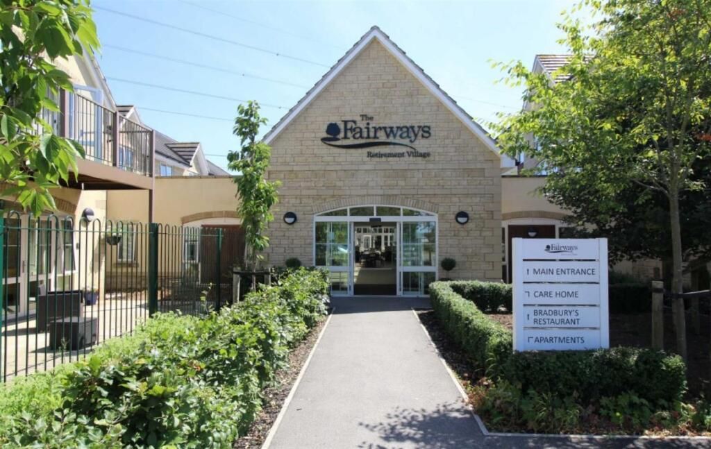 2 bed property for saleMalmesbury Road, Chippenham SN15