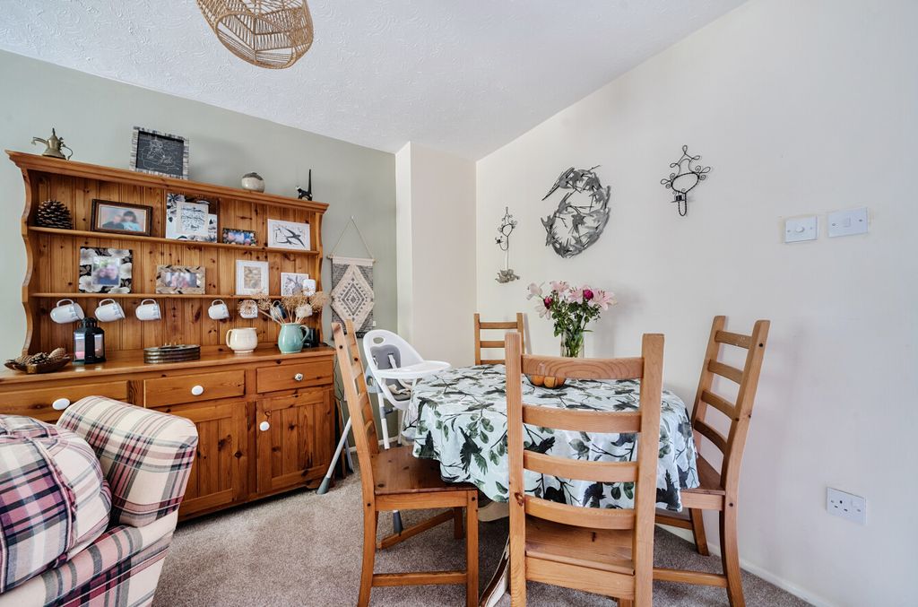Additional image 5 of 3 bed end terrace house for saleChalgrove Field, Freshbrook, Swindon SN5