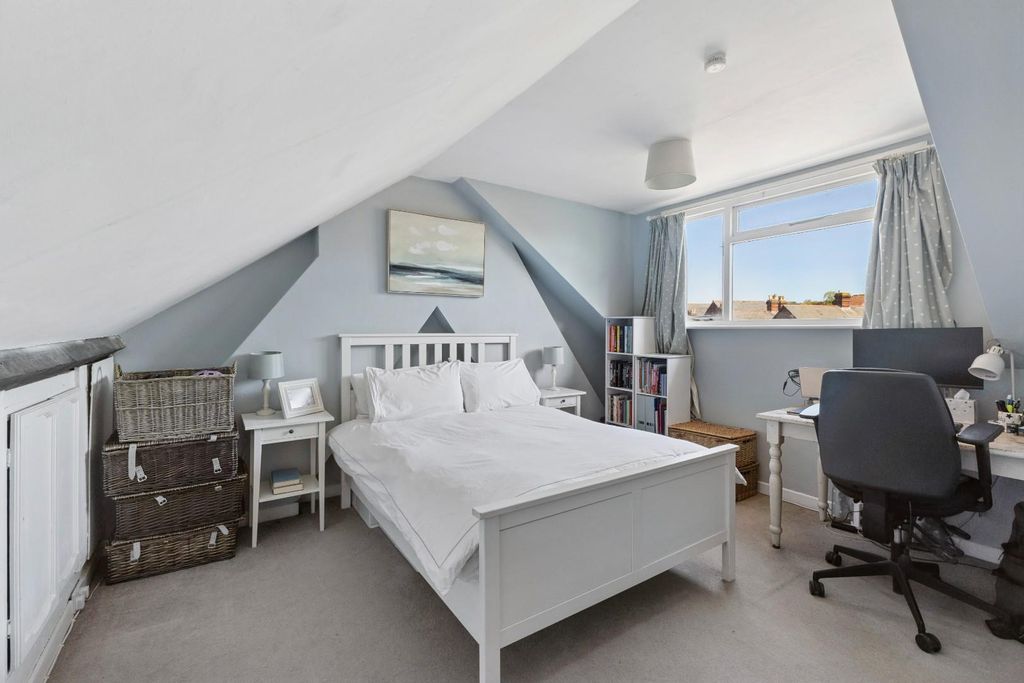 Additional image 17 of 3 bed semi-detached house for saleHulse Road, Salisbury SP1