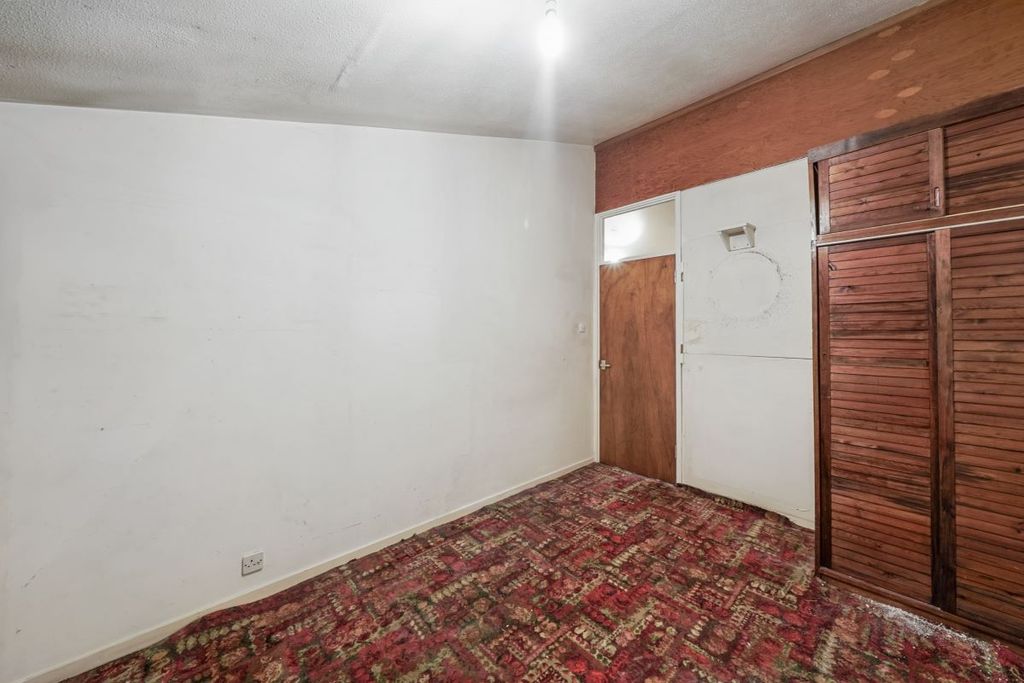 Additional image 5 of 3 bed terraced house for sale11 Lingwood, Bracknell, Berkshire RG12
