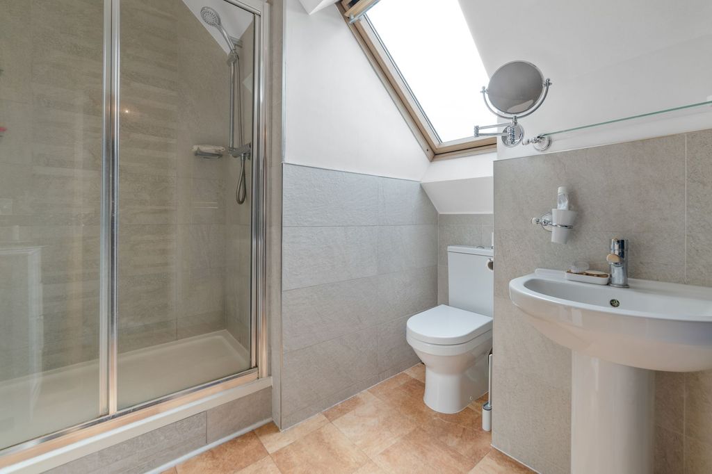 Additional image 8 of 3 bed terraced house for saleHighgrove Avenue, Ascot SL5
