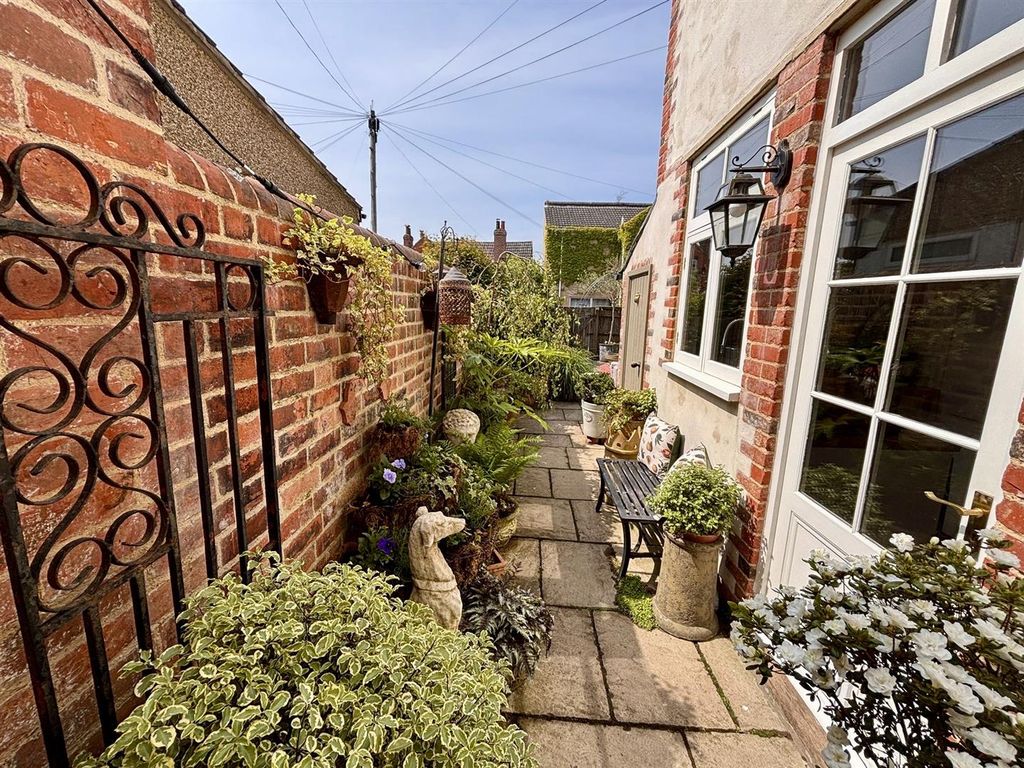 Additional image 29 of 3 bed terraced house for saleKent Road, Swindon SN1