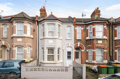 Gwendoline Avenue, London E13