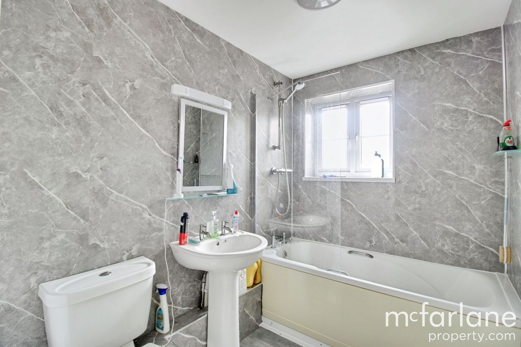 Additional image 5 of 1 bed flat for saleThomas Edward Coard Building, Cricklade Road SN2