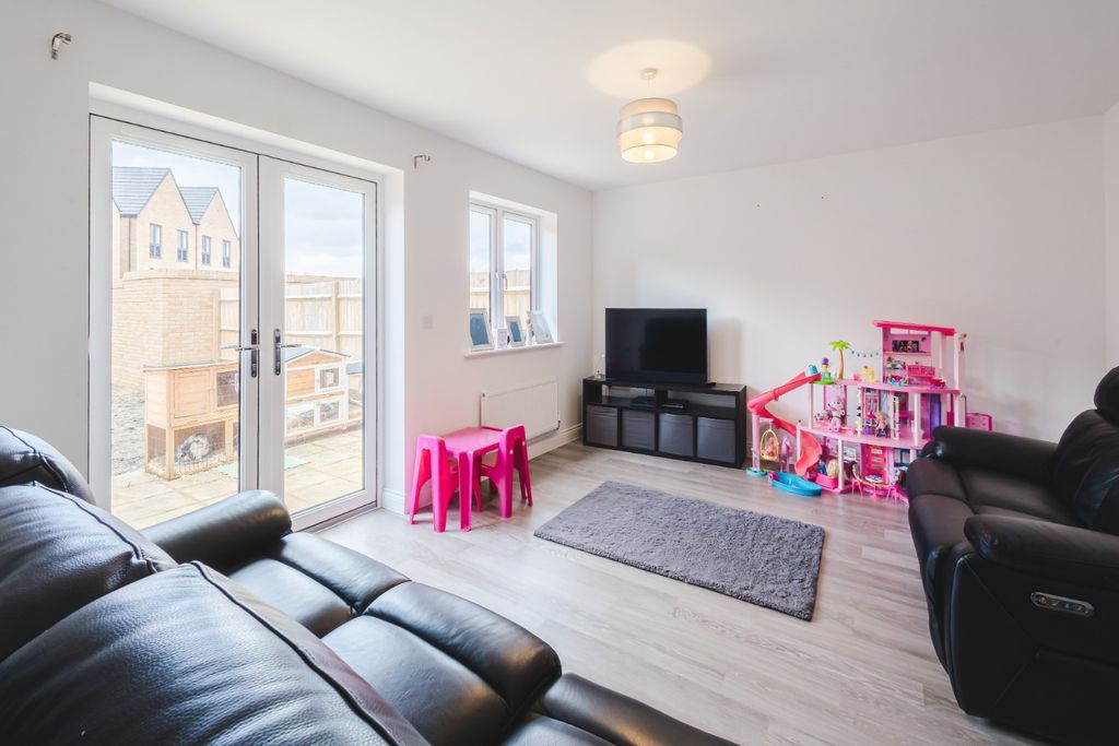 Additional image 7 of 3 bed semi-detached house for saleCoate, Swindon, Wiltshire SN3