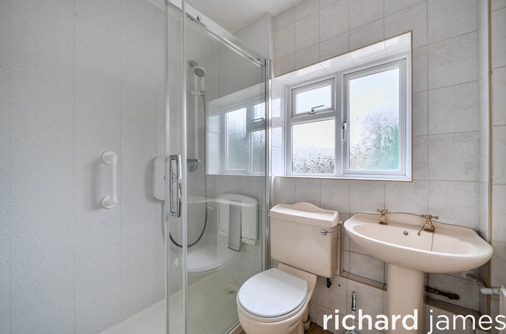 Additional image 9 of 3 bed semi-detached house for saleWhitworth Road, Swindon SN25