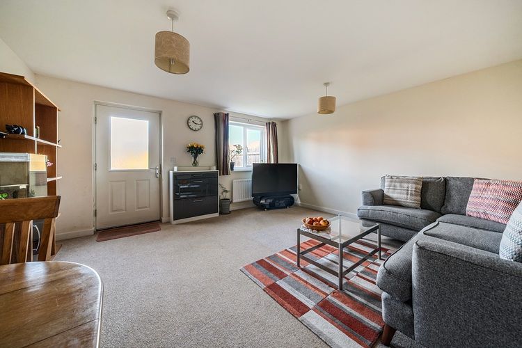 Additional image 4 of 2 bed terraced house for saleEagle Way, Bracknell, Berkshire RG12