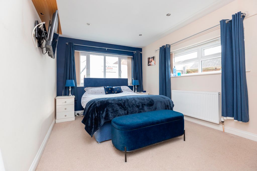 Additional image 10 of 4 bed detached house for saleThe Laurels, Oddford Vale, Tisbury, Salisbury SP3