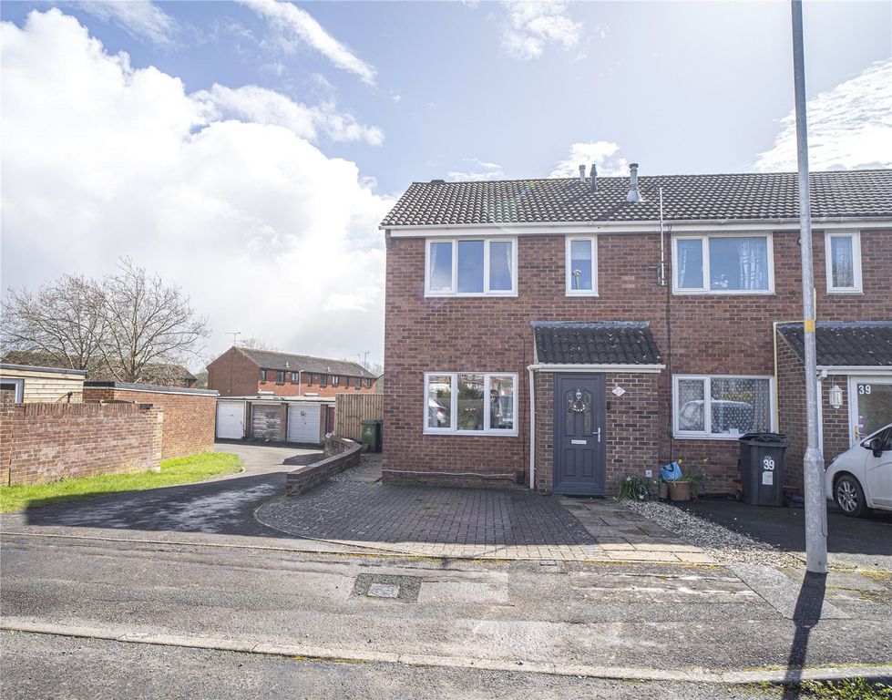 3 bed end terrace house for saleBirdcombe Road, Westlea, Swindon, Wiltshire SN5